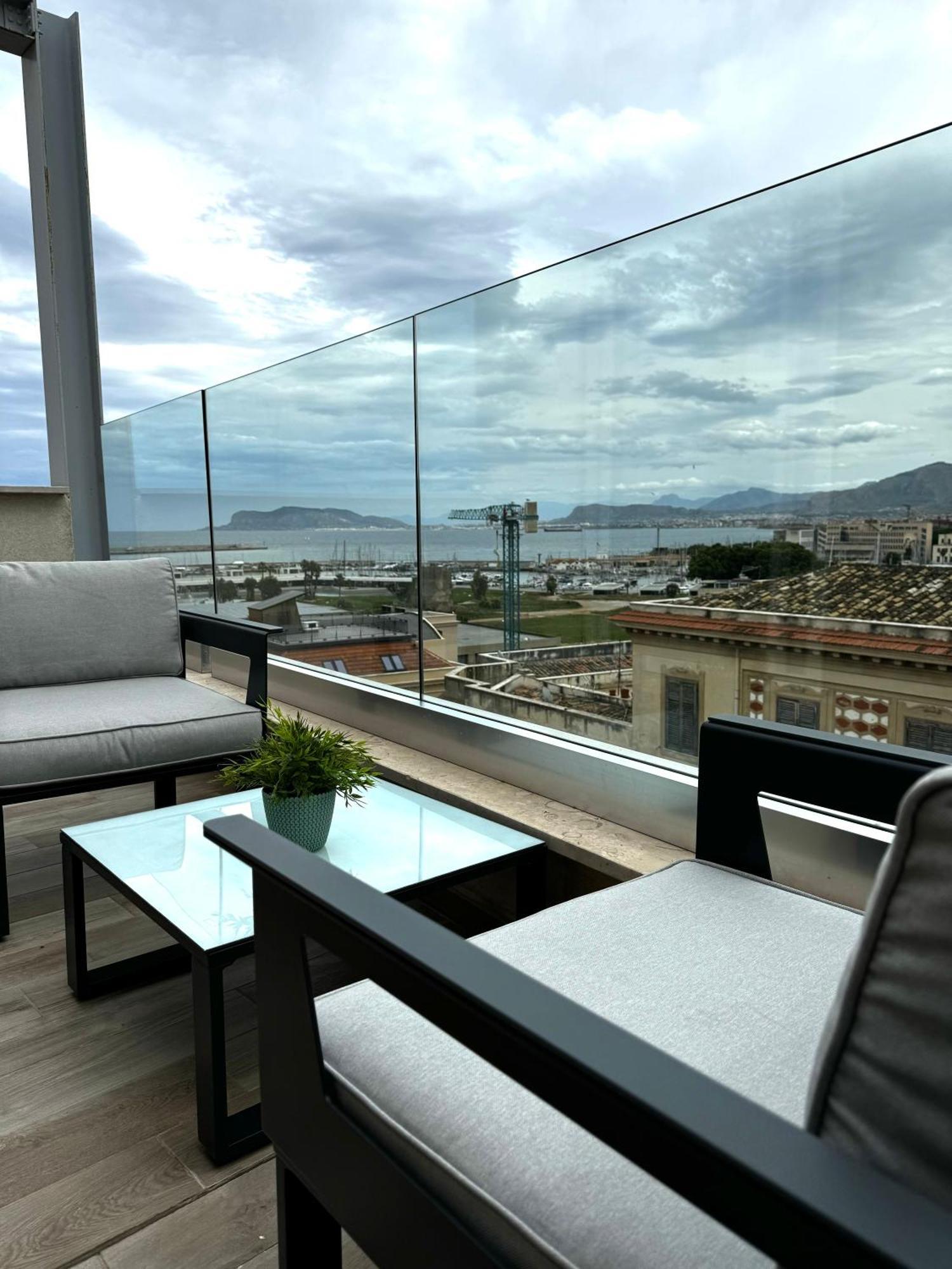Palermo Inn Marina Exclusive View Екстер'єр фото