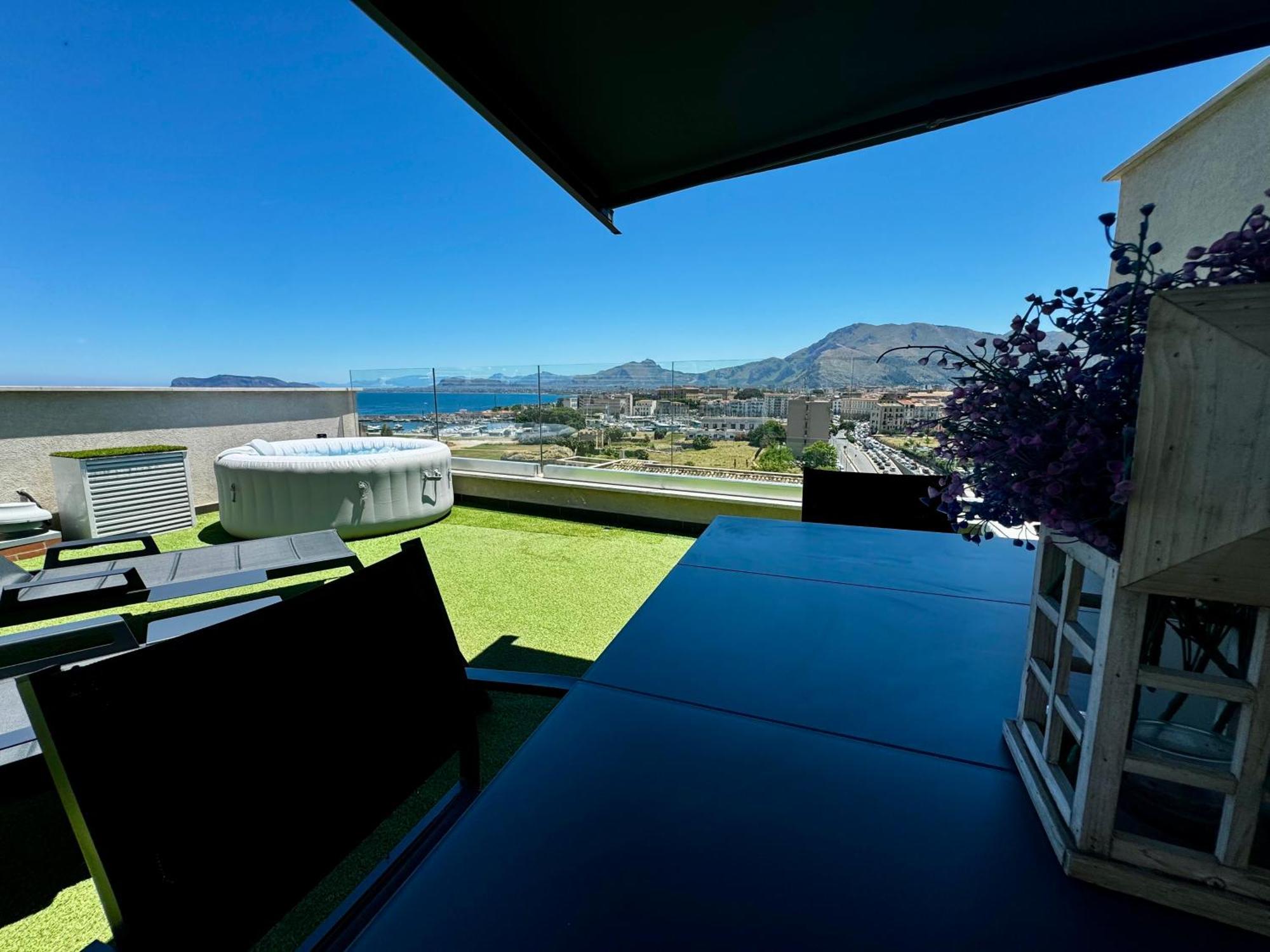 Palermo Inn Marina Exclusive View Екстер'єр фото